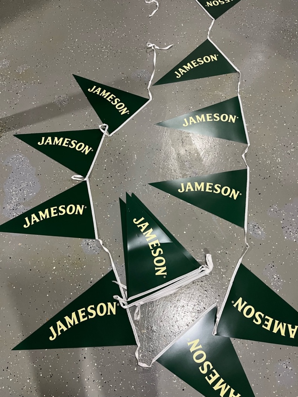 Green Triangle Pennant Banner - Home Party Supplies